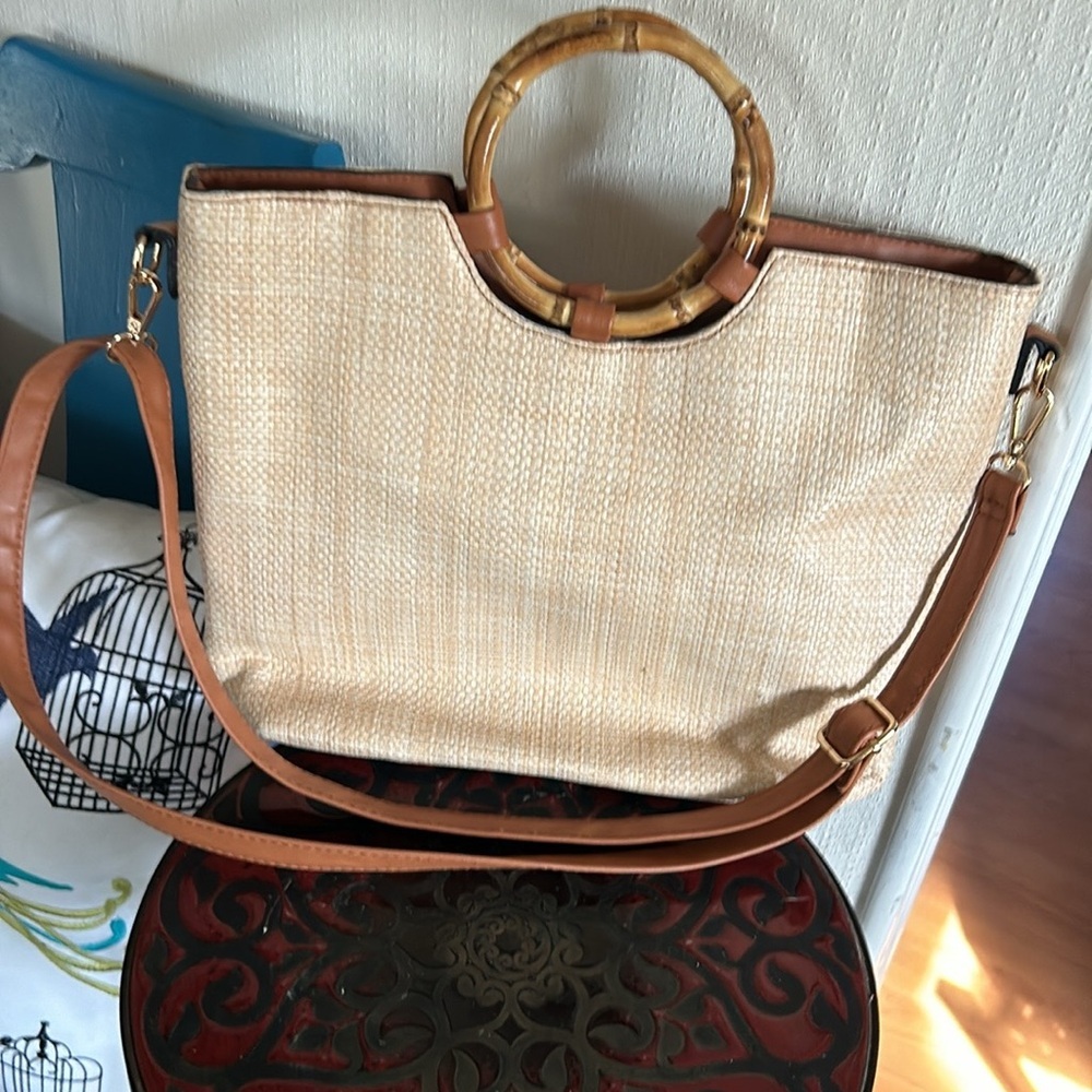 Vintage Straw Handbag with Raffia Flowers - Picture 6 of 8